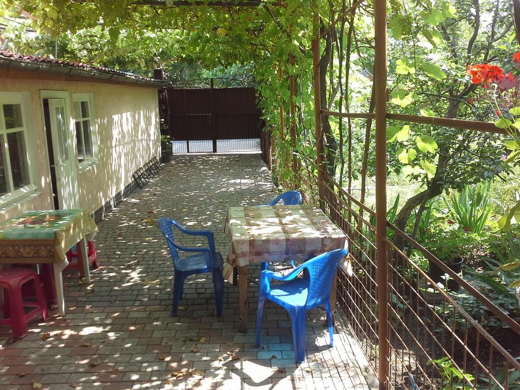 Appartement Dvorik Na Bolshom Fontane à Odessa Extérieur photo